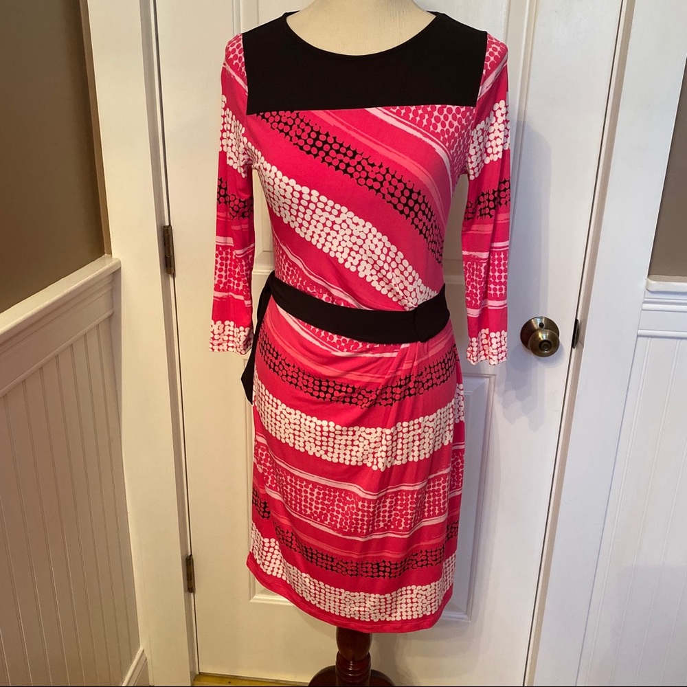 NEW YORK & COMPANY DRESS PINK WHITE BLACK Size SMALL